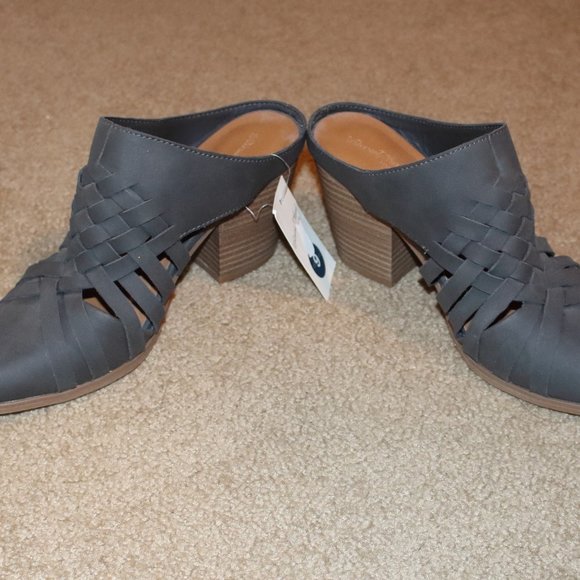 Universal Thread Booties - Sz 9 Gray - Picture 2 of 4
